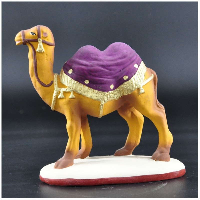Chameau debout violet Chameau debout violet