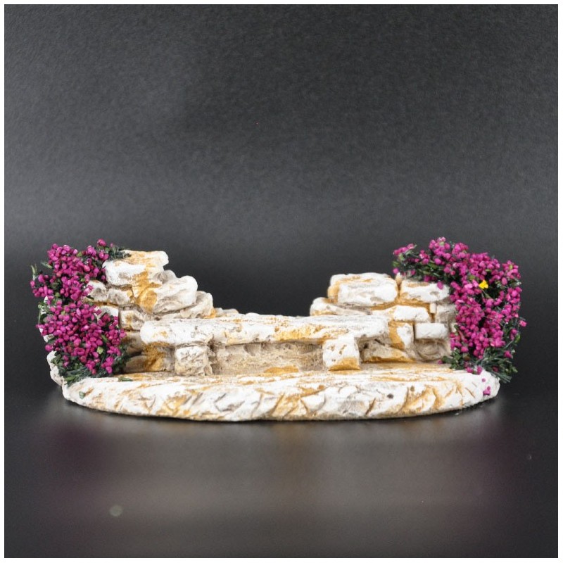 Banc fleuri violet